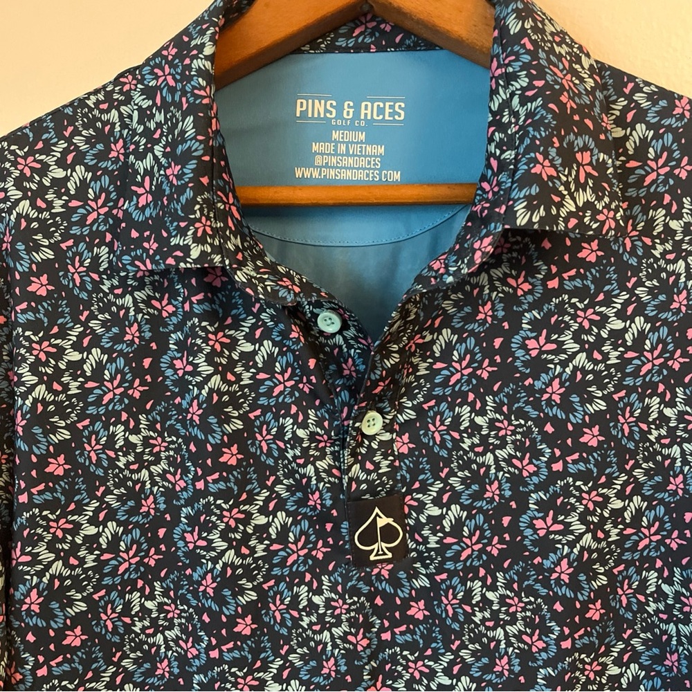 Pins & Aces Bold All Over Print Flower Daisy Power Fun Golf Polo Shirt Men’s M